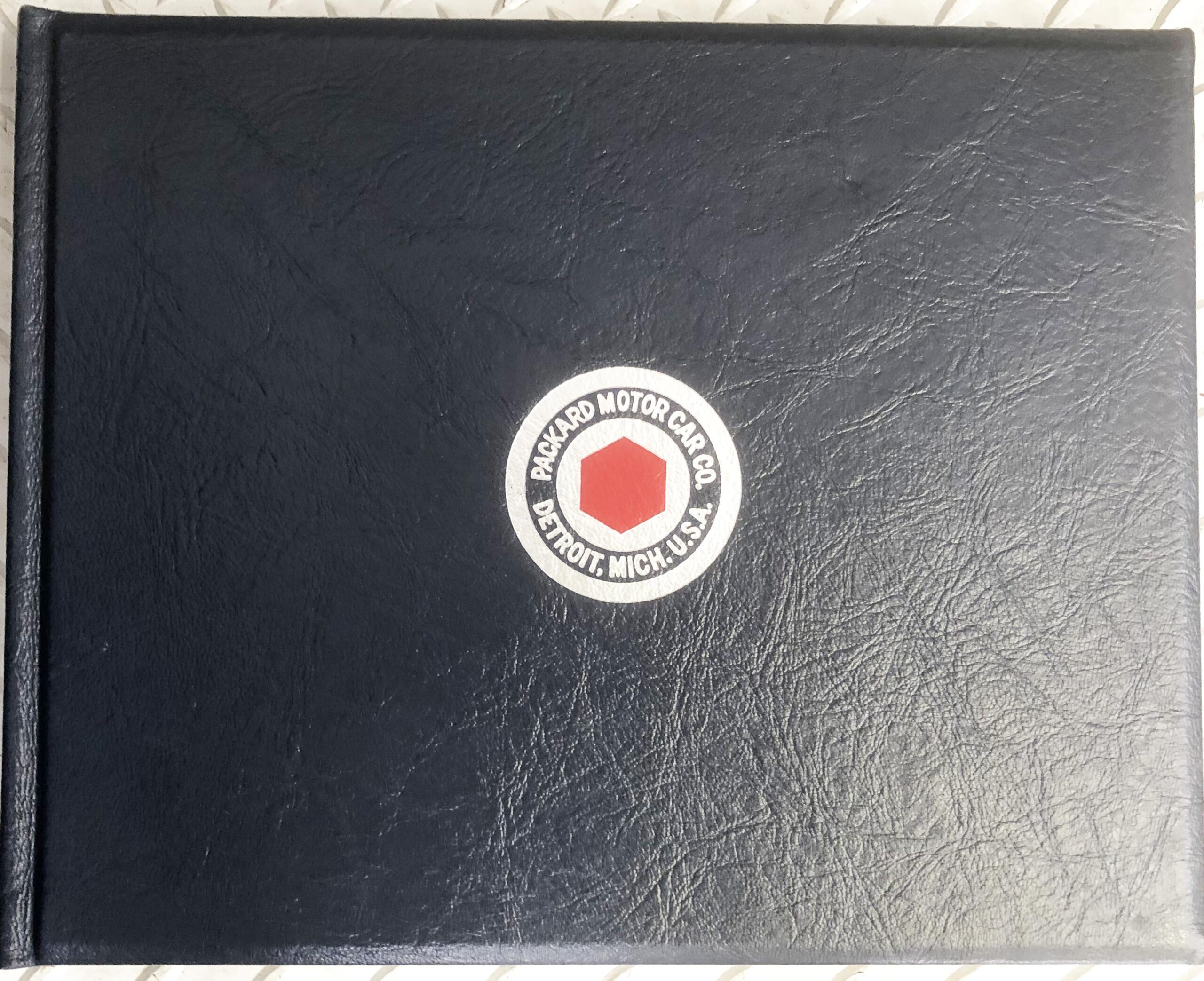 Packard the Pride - Leather Slipcase Limited Edition